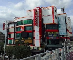 The best cheap hotels near Taft Avenue (Pasay) .
